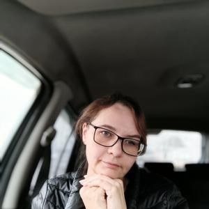 Девушки в Новокузнецке: Амра, 39 - ищет парня из Новокузнецка