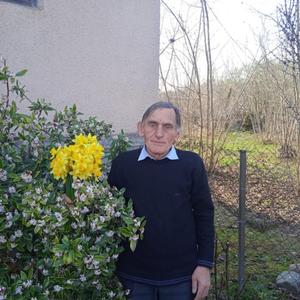 Парни в Сочи: Нугзар, 63 - ищет девушку из Сочи