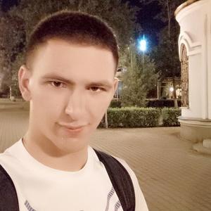 Парни в Новокузнецке: Vitalij, 26 - ищет девушку из Новокузнецка