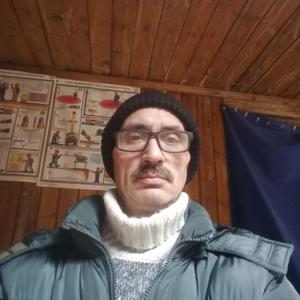 Парни в Нягани: Василий, 53 - ищет девушку из Нягани