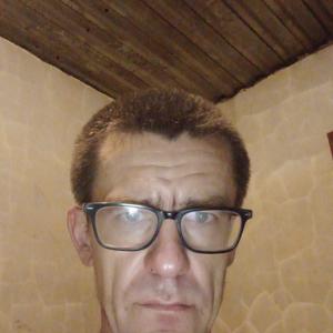 Парни в Ижевске: Ал, 45 - ищет девушку из Ижевска