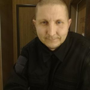 Парни в Волгодонске: Вадим, 45 - ищет девушку из Волгодонска