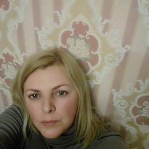 Девушки в Донецке: Натали, 54 - ищет парня из Донецка