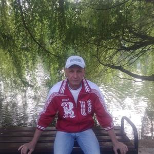 Парни в Саратове: Сергей, 60 - ищет девушку из Саратова