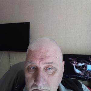 Парни в Владивостоке: Петр, 63 - ищет девушку из Владивостока