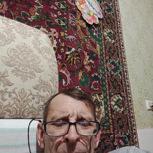 Парни в Ижевске: Виктор, 62 - ищет девушку из Ижевска
