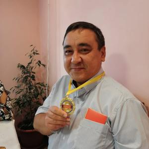 Парни в Сургуте (Ханты-Мансийский АО): Рустем, 46 - ищет девушку из Сургута (Ханты-Мансийский АО)