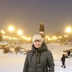 Девушки в Уссурийске: Людмила, 61 - ищет парня из Уссурийска
