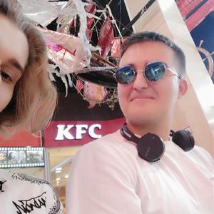 Парни в Новокузнецке: Андрей, 20 - ищет девушку из Новокузнецка