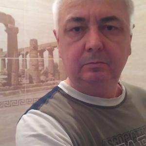 Парни в Волгограде: Сергей, 59 - ищет девушку из Волгограда