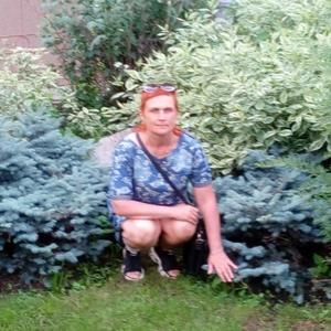 Девушки в Новосибирске: Елена Игнатьева, 48 - ищет парня из Новосибирска