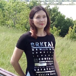 Девушки в Казани (Татарстан): Марина, 48 - ищет парня из Казани (Татарстан)