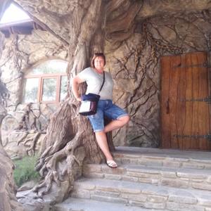 Девушки в Таганроге: Марина, 47 - ищет парня из Таганрога