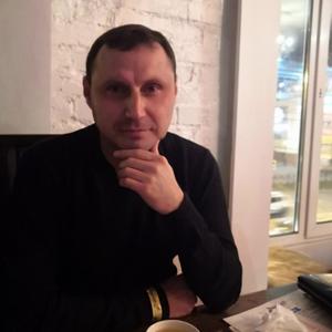 Парни в Новочебоксарске: Евгений, 44 - ищет девушку из Новочебоксарска