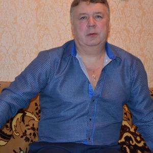 Владимир Каратаев, 65 лет, Усть-Илимск