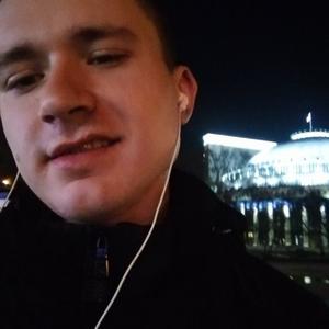 Парни в Новосибирске: Василий, 25 - ищет девушку из Новосибирска