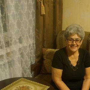 Девушки в Екатеринбурге: Мария, 76 - ищет парня из Екатеринбурга