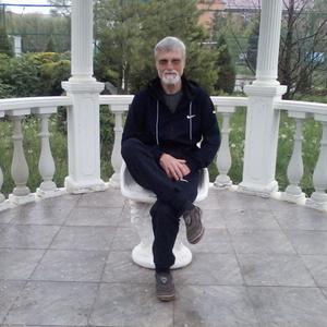 Парни в Кореновске: Василий, 81 - ищет девушку из Кореновска