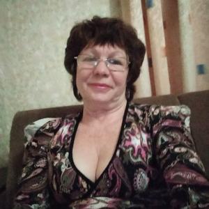 Девушки в Санкт-Петербурге: Ирина Максимова, 65 - ищет парня из Санкт-Петербурга