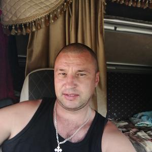 Парни в Галиче: Олег, 40 - ищет девушку из Галича