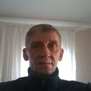 Парни в Челябинске: Юрий, 65 - ищет девушку из Челябинска