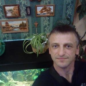 Парни в Толочине: Александр, 46 - ищет девушку из Толочина