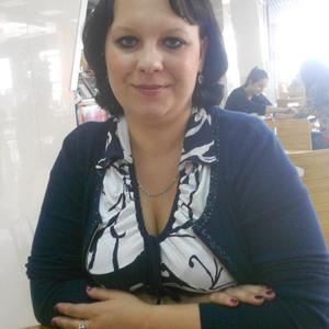 Девушки в Ангарске: Катюшка, 37 - ищет парня из Ангарска