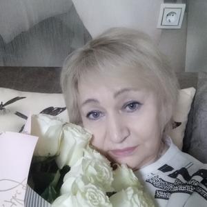 Девушки в Перми: Ольга, 66 - ищет парня из Перми