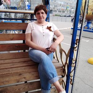 Девушки в Омске: Людмила, 57 - ищет парня из Омска