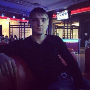 Парни в Челябинске: Эдуард, 29 - ищет девушку из Челябинска