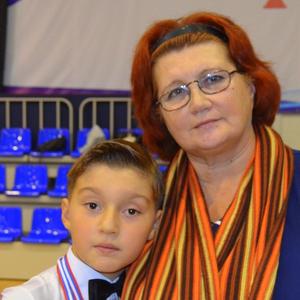 Девушки в Ульяновске: Евгения, 67 - ищет парня из Ульяновска