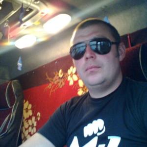 Парни в Черногорске: Артем, 41 - ищет девушку из Черногорска