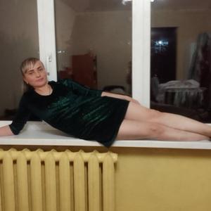 Девушки в Калининграде: Татьяна, 38 - ищет парня из Калининграда