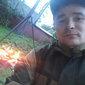 Вадим, 31 год, Луга