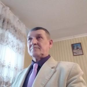 Парни в Нижневартовске: Юрий, 63 - ищет девушку из Нижневартовска