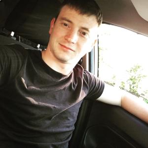Дмитри, 32 года, Куровское