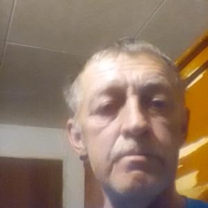 Виктор, 63 года, Морозовск