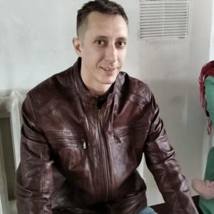 Парни в Перми: Александр, 22 - ищет девушку из Перми