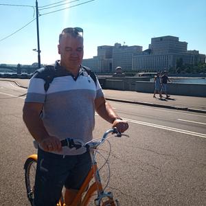 Олег, 56 лет, Воронеж