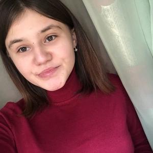 Девушки в Перми: Екатерина , 25 - ищет парня из Перми