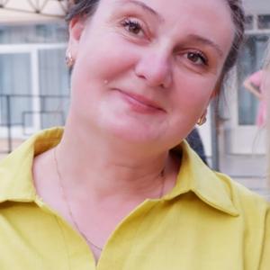 Девушки в Шахты: Ирина, 52 - ищет парня из Шахты