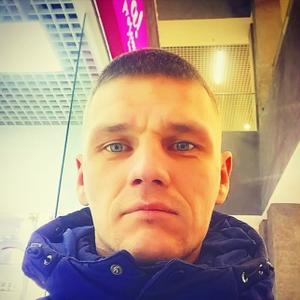 Парни в Ижевске: Александр, 37 - ищет девушку из Ижевска