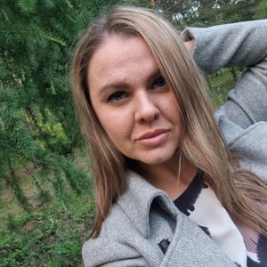 Девушки в Омске: Ирина, 39 - ищет парня из Омска