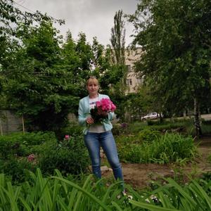 Девушки в Волгограде: Ирина, 50 - ищет парня из Волгограда