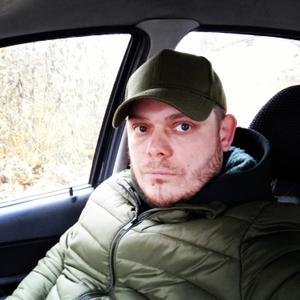 Олег, 38 лет, Калининец