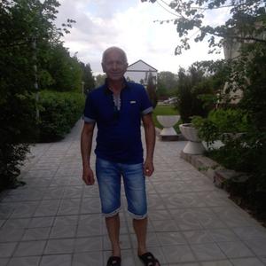 Парни в Волгограде: Игорь, 57 - ищет девушку из Волгограда