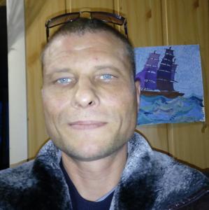 Парни в Невьянске: Сергей, 42 - ищет девушку из Невьянска