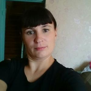 Девушки в Хабаровске (Хабаровский край): Марина, 41 - ищет парня из Хабаровска (Хабаровский край)