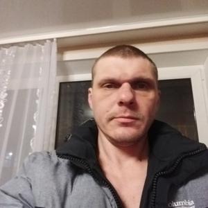 Парни в Череповце: Валера, 42 - ищет девушку из Череповца