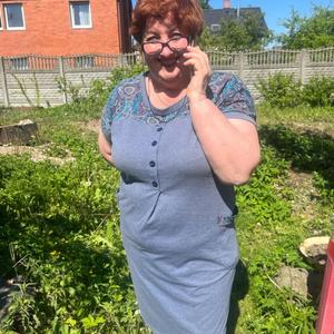Девушки в Калининграде: Вера, 65 - ищет парня из Калининграда